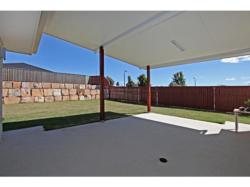 3 Bunya Street, Moggill QLD 4070